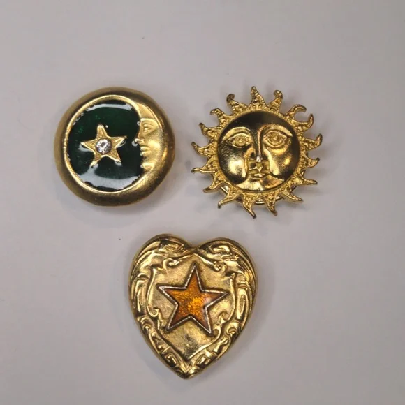 Celestial Button Covers Moon Star Sun Heart Gold Tone Roman Greek Set Of 3 - Picture 6 of 6